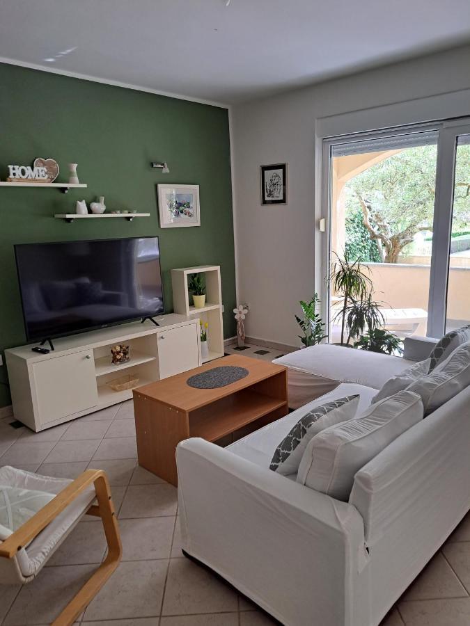 Apartmani Senija Биоград на Мору Екстериор снимка