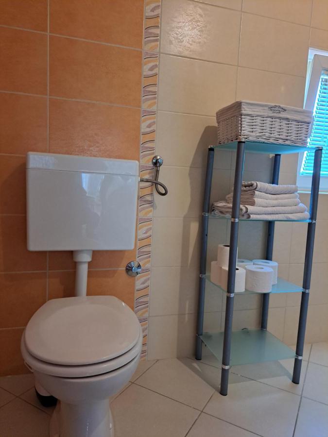 Apartmani Senija Биоград на Мору Екстериор снимка